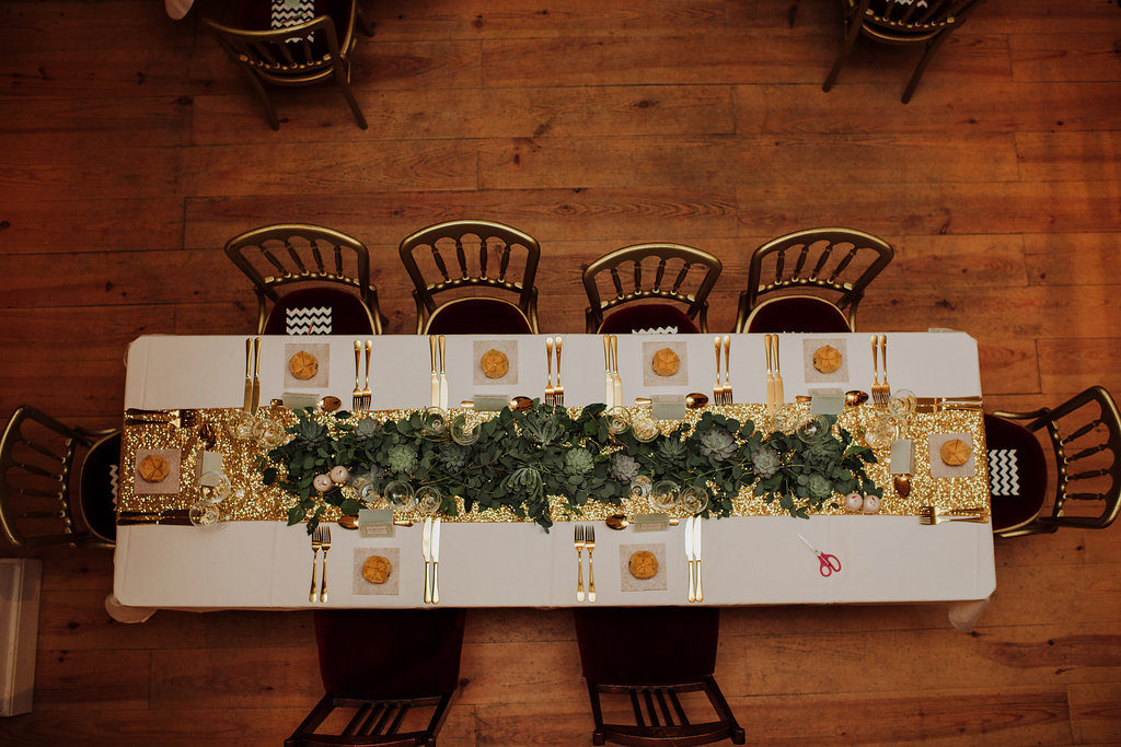 gold and glitter wedding table destination wedding Ireland